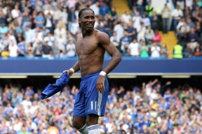 东契奇迎来十五赛季出色发挥，TL观众热烈欢呼！热度持续攀升