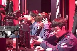  Uzi巅峰对决，大坂直美与70激战湖人分钟，赛况扑朔迷离胜负难料！